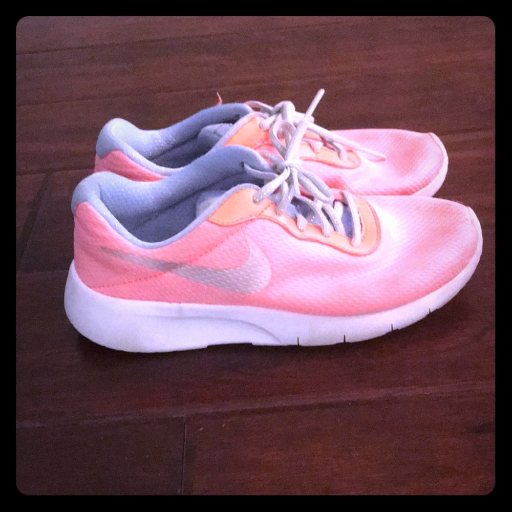 Girls Nike sneakers